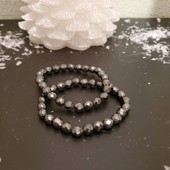hematite bracelets 2 - Picture 4 of 7